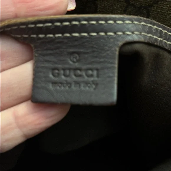Gucci GG Supreme Monogram Medium Joy Tote - Brown Leather - Picture 13 of 15